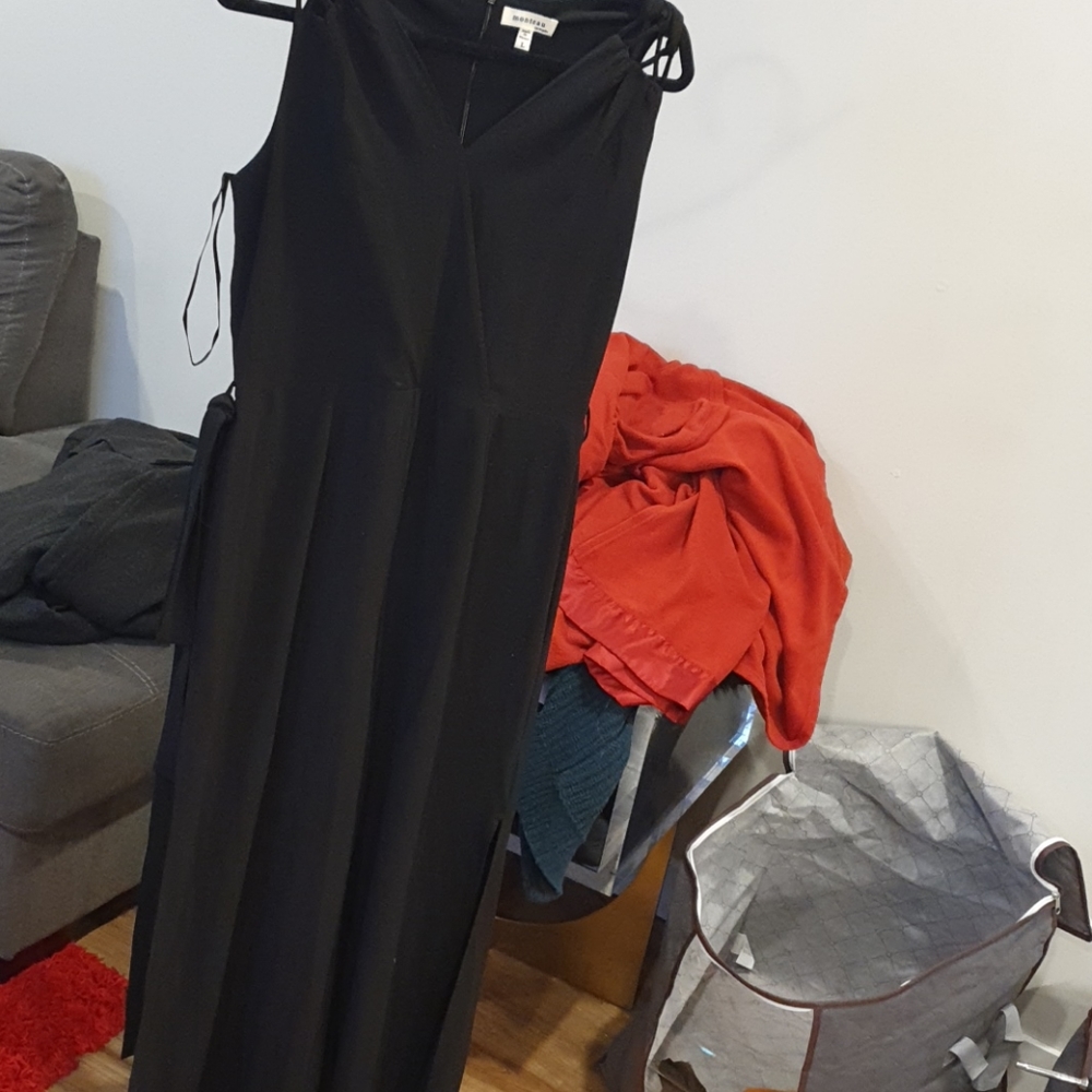 Black jumper